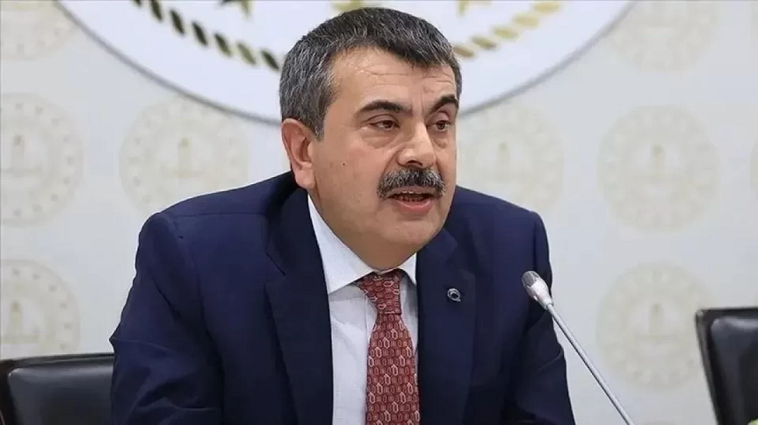 Bakan Tekin’den ‘forma’ açıklaması: 4 yıl boyunca değiştirilmeyecek!