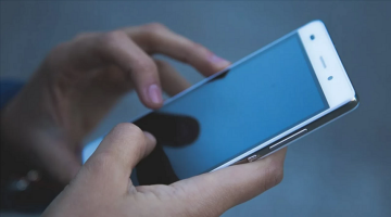 Belçika’da okullarda cep telefonu yasağı geliyor! 2025-2026’da başlıyor