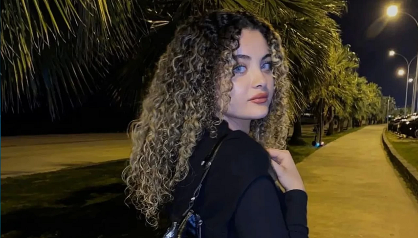 İstanbul’da evinde ölü bulunan üniversite öğrencisi Helin Uçar son yolculuğuna uğurlandı