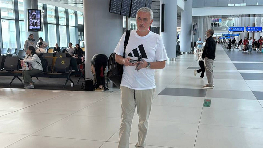 Jose Mourinho, İstanbul’dan ayrıldı