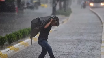 Meteoroloji il il duyurdu: İstanbul’da şiddetli sağanak kapıda