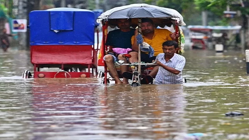Hindistan’ı sel vurdu: 12 ölü