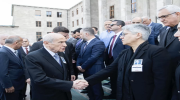 Lider Bahçeli, Eski Bakan Agah Oktay Güner’in cenaze törenine katıldı