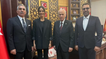 MHP Lideri Devlet Bahçeli, ‘Canların Türküsü’ eserinin sanatçıları ile bir araya geldi