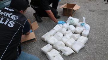 Mersin’de uyuşturucu tacirlerine ağır darbe: 31 kilo zehir yakalandı