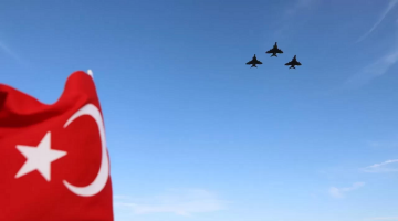 Sakarya Zaferi’nin 104. yılında Dua Tepe’de selamlama uçuşu