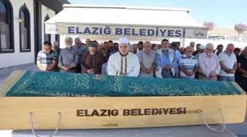 Yarım saat arayla iki kaza! Yaşlı adam hayatını kaybetti