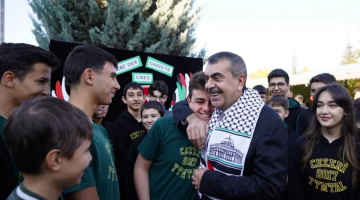 Bakan Tekin’den Gazze’ye destek ve eğitim vurgusu