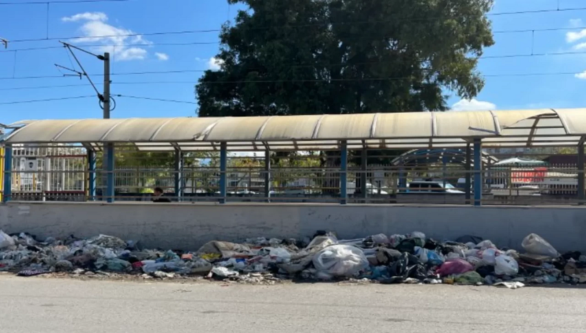 CHP’li belediye, koca ilçeyi Hindistan’a çevirdi! Tam bir rezalet!
