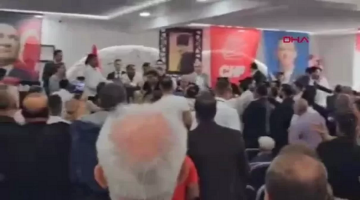 CHP’liler yine birbirine girdi! İlçe kongresinde kavga