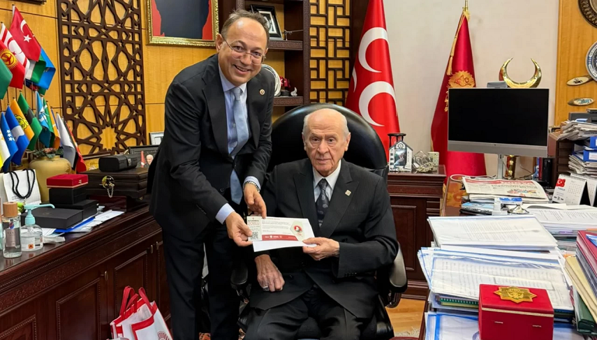 İlyas Topsakal, MHP Lideri Bahçeli’yi “Ulu Bozkırın Ruhu” sergisine davet etti