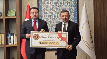 MHP’li Erbaş’tan Jandarma Vakfına 1 milyon TL bağış
