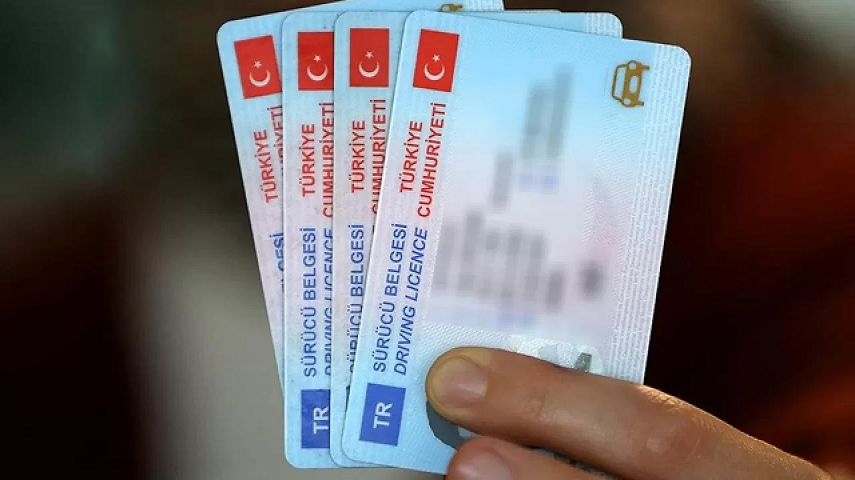 Sürücüler dikkat! Eski tip sürücü belgelerinin yenilenmesi için son 21 gün