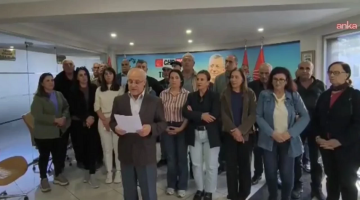 Tunceli’de ilginç eylem! CHP’li yöneticiler kendilerini binaya kilitledi