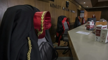 Yenidoğan Çetesi davası karıştı! Arslantatar gözyaşlarına boğuldu: Senin için kendimi feda ettim