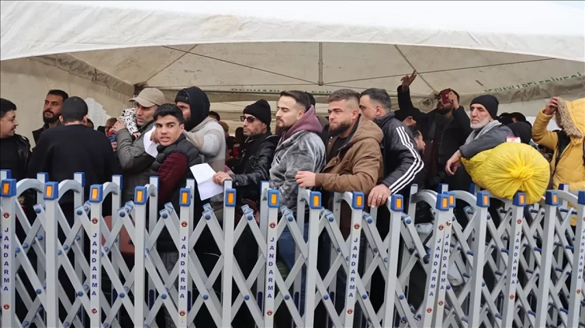 Bakan Fidan açıkladı! Kaç Suriyeli ülkesine geri döndü?