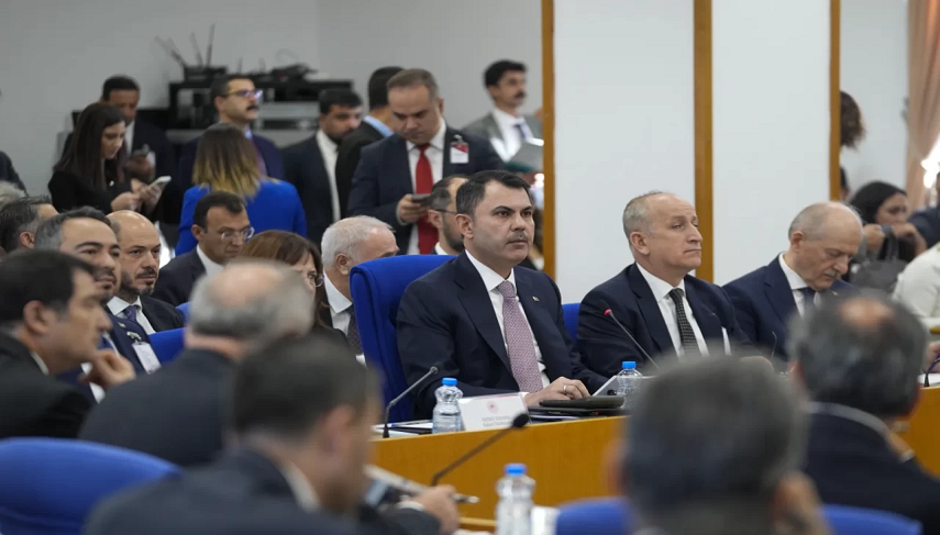 CHP’li vekil, Özgür Özel’in tam tersi ifadelerle hükümeti tebrik etti: Tepki vermiştik ama, bu bir başarı hikayesi!