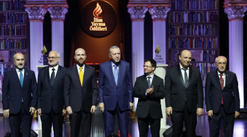 İlim Yayma Ödülleri sahiplerini buldu