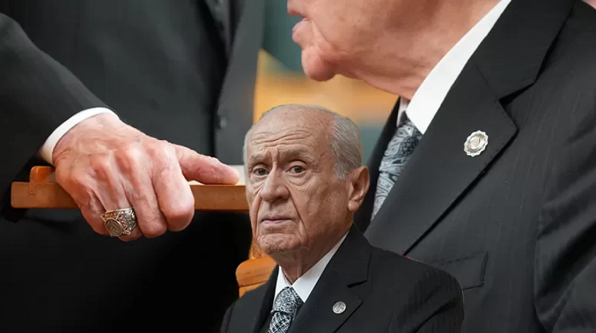 MHP Lideri Bahçeli’den dikkat çeken yüzük ve rozet: Çift Başlı Selçuklu Kartalı ve Osmanlı Devlet Arması
