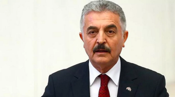 MHP’li İsmet Büyükataman’dan İP’li Dervişoğlu’na sert tepki: “Sanal gerçeklikle kendini avutuyor”