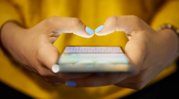 WhatsApp’ta mesajlaşırken konumunuz gizlice paylaşılıyor mu? Uzman uyarıyor!