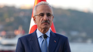 Bakan Uraloğlu: Hatay’ı Orta Doğu’ya bağlayacak dev ulaşım projeleri hayata geçiyor