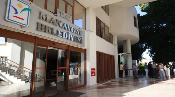 Manavgat’ta “Baklava kutusu” rüşvet davasında kritik günler