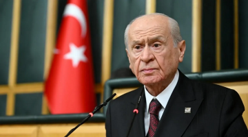 MHP lideri Devlet Bahçeli: Maduro’ya yapılanı sadece kınamıyor hepten lanetliyorum!
