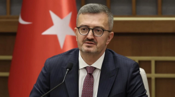 YPG’nin hain bayrak saldırısına Duran’dan tepki: “Açık provokasyon”