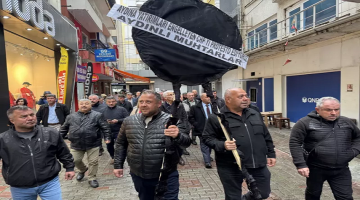 Aydın’da Muhtarlardan CHP’ye siyah çelenkli protesto: 1.5 milyarlık yatırım krizi!