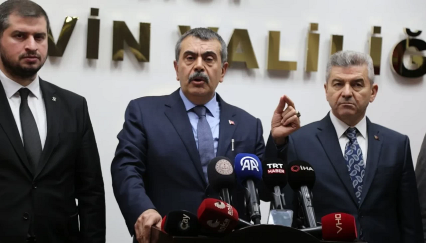 Bakan Tekin’den sert tepki: Özgür Özel kadar midesi geniş bir insan değilim