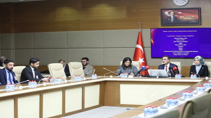 TBMM Yapay Zeka Komisyonu, Türkiye’nin dijital dönüşümüne yön verecek kapsamlı bir rapor sundu
